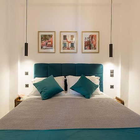 Deluxe Town Hall Square Flat In Historical Center 2 Corfu (city) Exterior foto