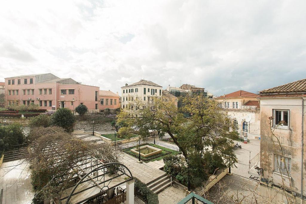 Deluxe Town Hall Square Flat In Historical Center 2 Corfu (city) Exterior foto