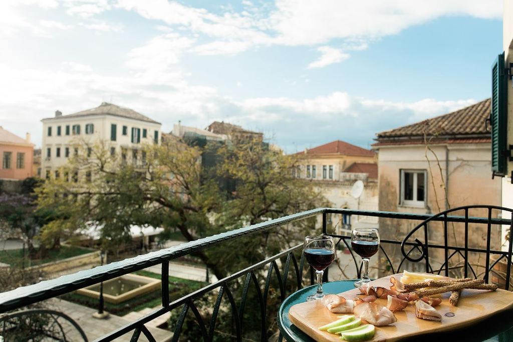 Deluxe Town Hall Square Flat In Historical Center 2 Corfu (city) Exterior foto